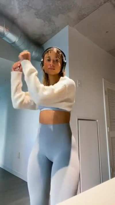 Can she throw it back?