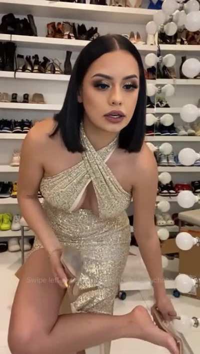 She loves to show us her panties 🤤