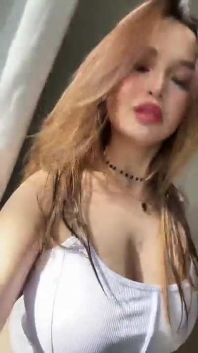 Xyriel Manabat