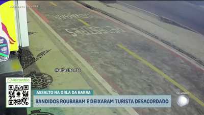 Un turista argentino en Brasil fue asaltado y salvajemente golpeado por 3 delincuentes hasta dejarlo inconsciente. Sucedió en Barra da Tijuca, Río de Janeiro. (Video fuerte)