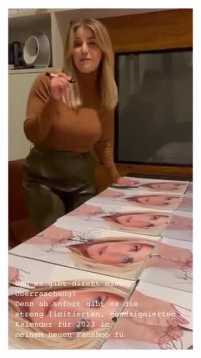 🥰