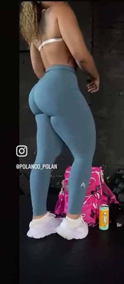 😁
