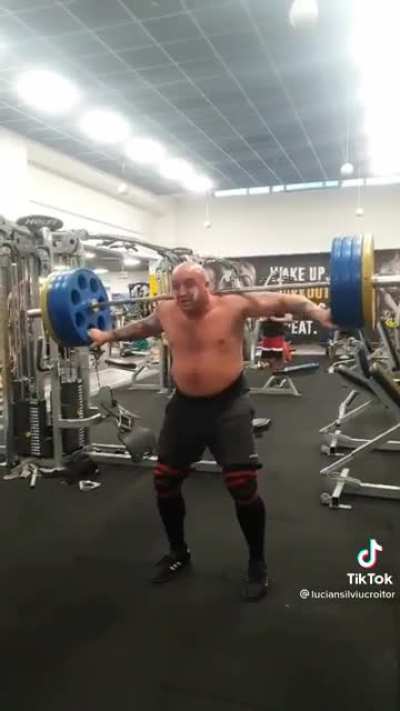 Don&rsquo;t try this at home.. When your don&rsquo;t need a squat rack..