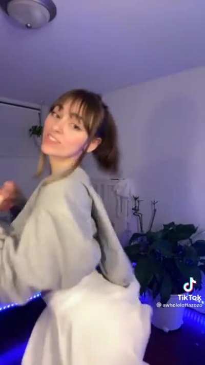 tiktokthots - Video #3000