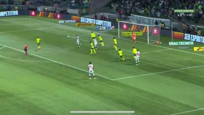 Lance do Gol anulado pelo VAR. 