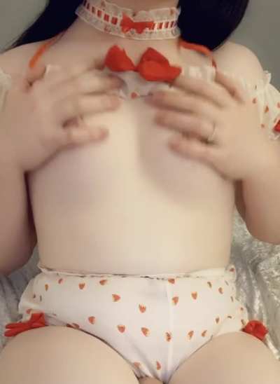 little trap titties appreciation post? 🥺
