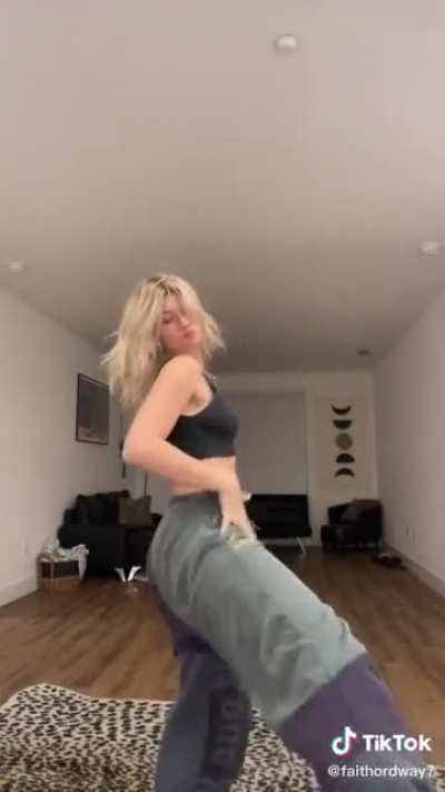 Dancin