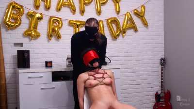 Floggers are good not only for spanking 😏