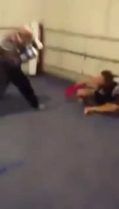 Retired olympic boxer teaches trash talker with boy bun a lesson.