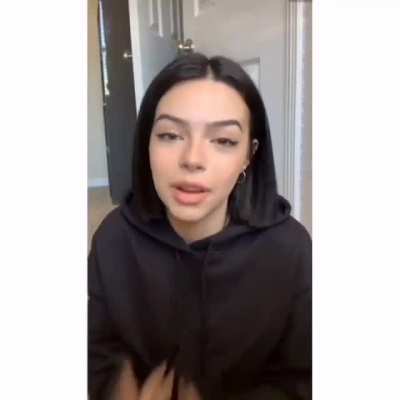 😝