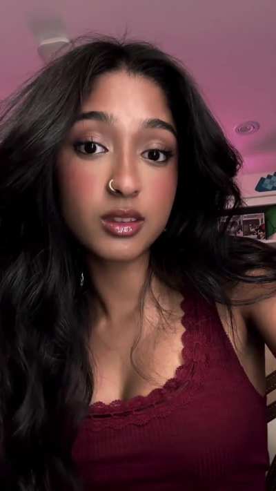 Red tanktop tiktok