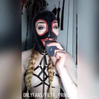 latex 10&rdquo; throat fuck
