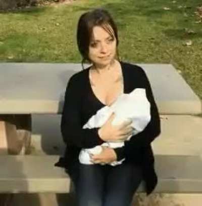 Suddenly breastfeeding in public ain&rsquo;t half bad