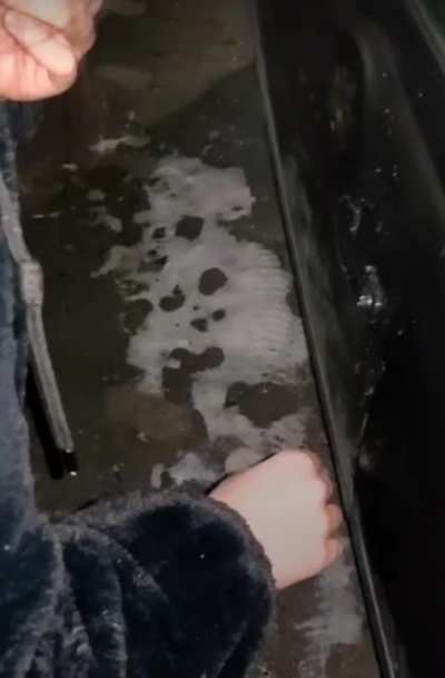 Kicking key into frozen lock