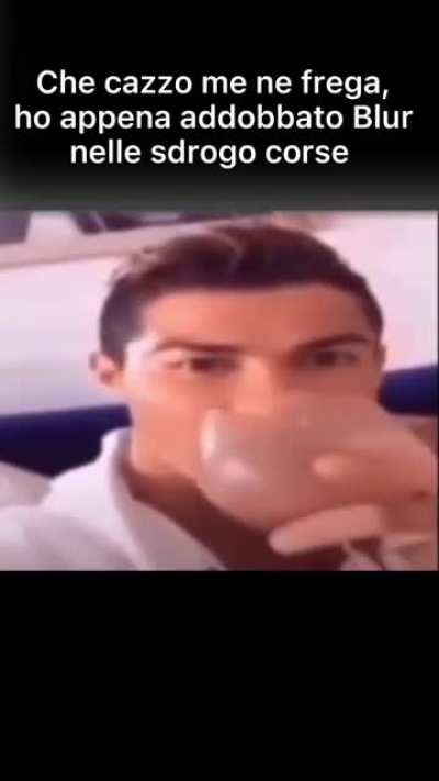A parte gli scherzi, ho addobbato pure il Kessi&egrave;. KEKW