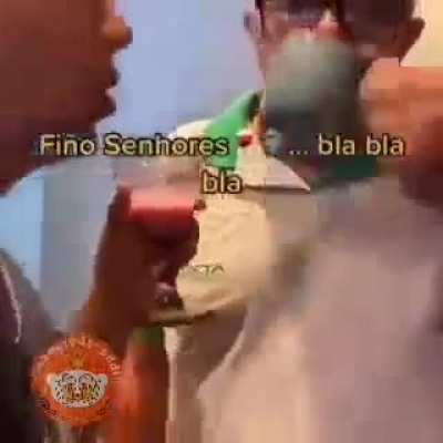 🗿🍷?