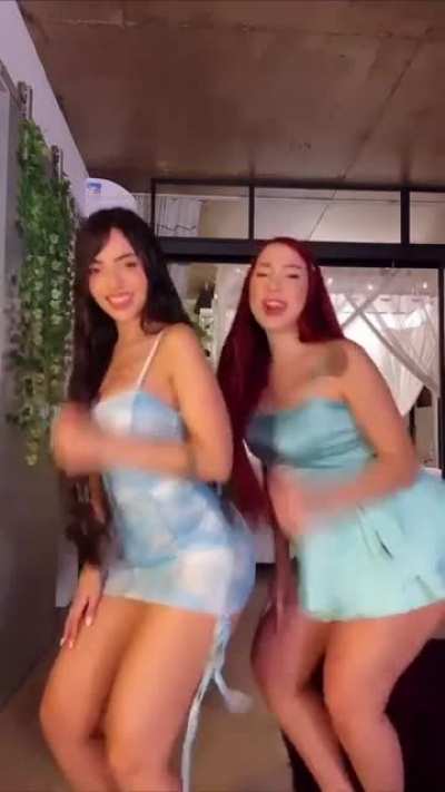 Nyvi e Diana