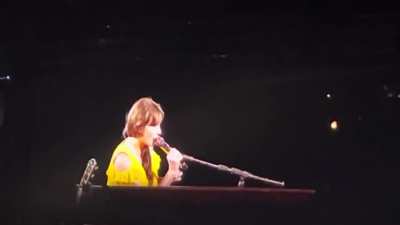 Surprise Songs from Melbourne Night 1- Red &amp;amp; You're Losing Me (clear audio)