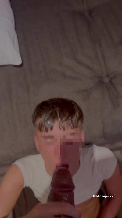 Daddy&rsquo;s little cumslut 