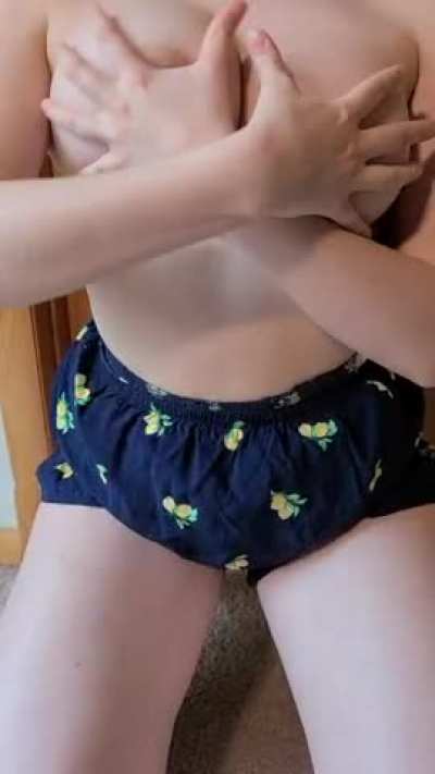 do I hide them well? (18f) oc