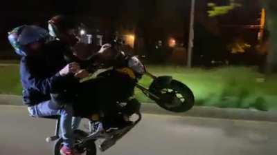 Heard someone say two up grom wheelies&hellip;