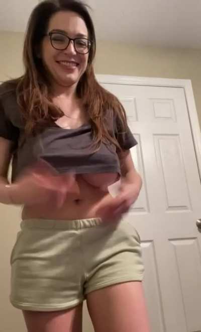 Reveal Queen