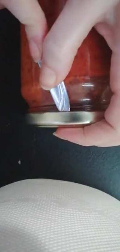 How to Open a Jar