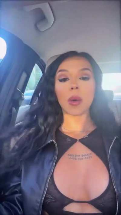 Cora Jade 
