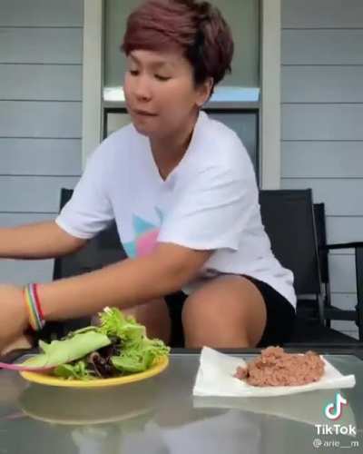 my dog is A veGeTariAn