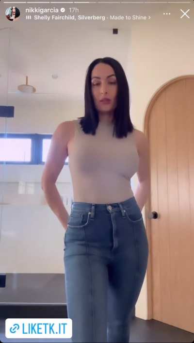 Nikki Bella