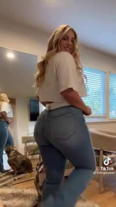 haleighcoxxx