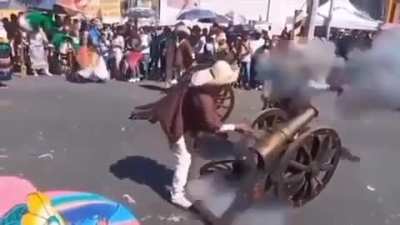 to adjust the cannon. ¡Ay, caramba!