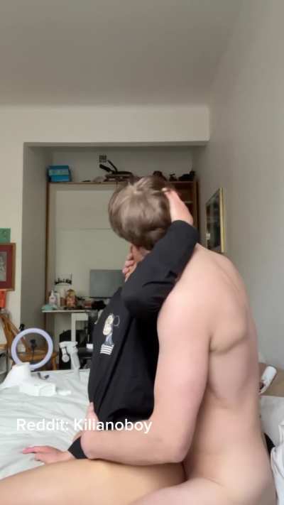 My white muscular jock bf fucks me until he cums deep inside of my young boy ass 🙇🏻‍♂️<wbr>😈