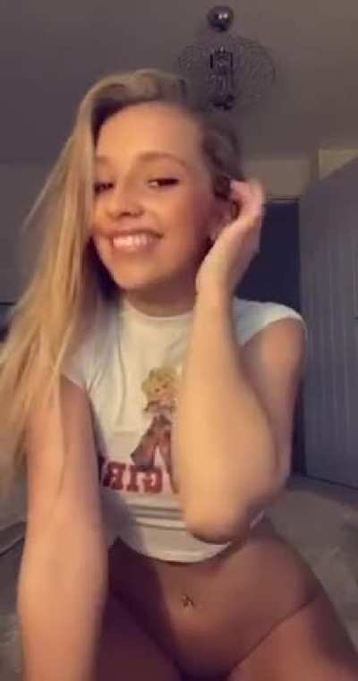 Teen British girl as your fuck doll? 😈