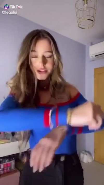 🔥💙&hearts;️ the moves.. the girl... the body... the look pt .2