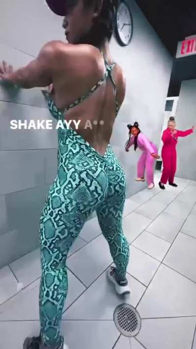 Xia Li