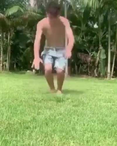 N&atilde;o acredito que ele fez isso!