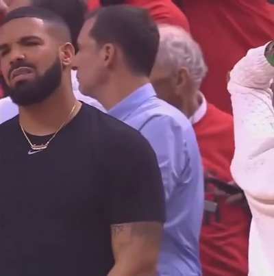 Raptors fans pretending they&rsquo;re upset about Evan Mobley getting hurt