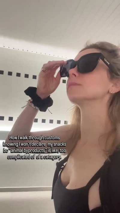 😎