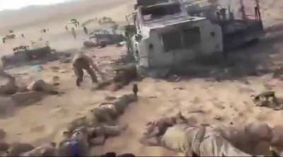 Wagner fighter acts dead in Mali ambush, then grabs a rock to attack a CSP-DPA fighter