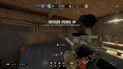 My teammate wanted to show me "the best defuser spot"