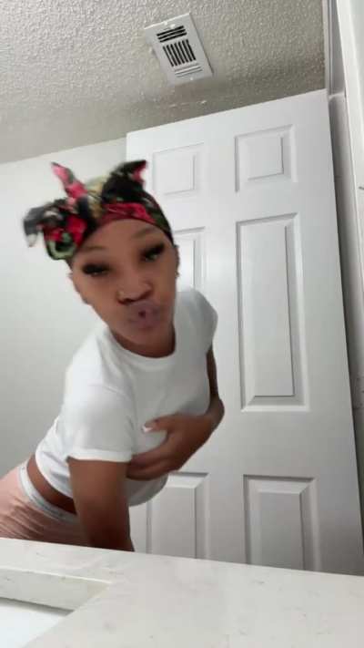 All dat 🐱😩