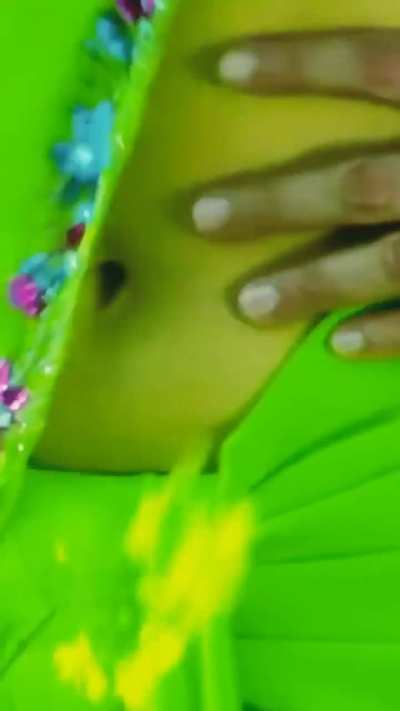 Anushka Back and Navel press 💥💥🥵🥵