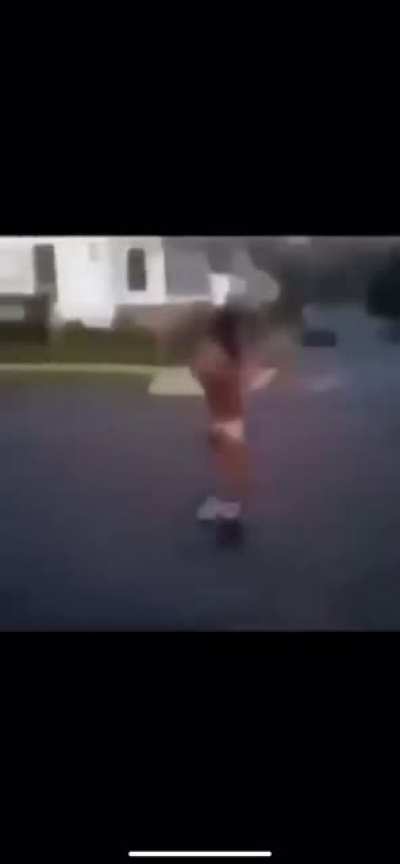 Cripwalkin ina diaper