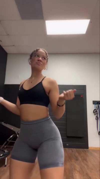 Can&rsquo;t spell anal without Ana