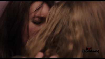 Katie Cassidy and Tracy Spiridakos (Kill for Me)
