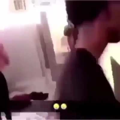 😕