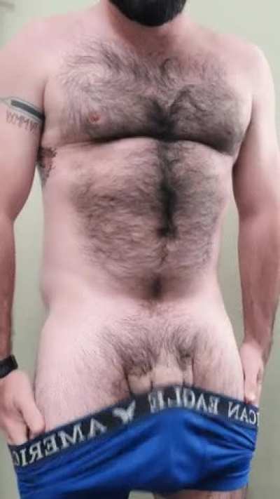 Reddit has really helped me love my dad bod.