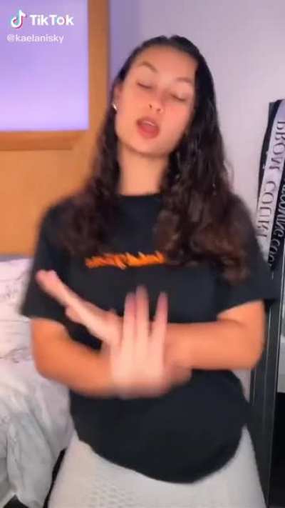 🍑👀