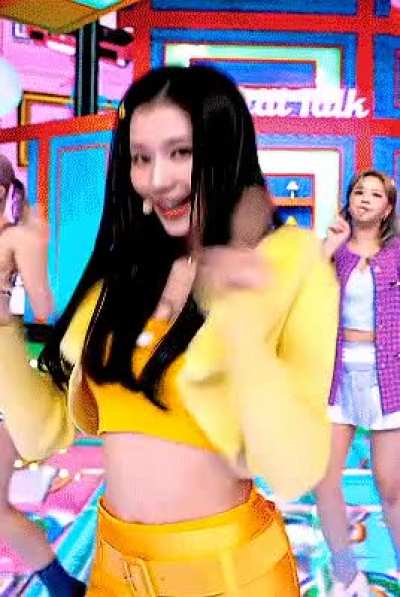 220828 Sana